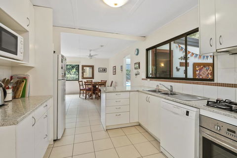 Allamanda Cottage - Tweed Heads Accommodation 3