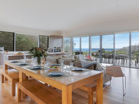 Aloha - Direct Beach Access From Property - Tweed Heads Accommodation 1
