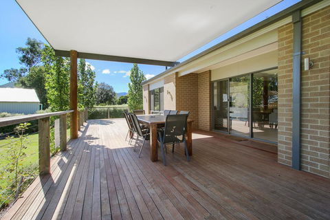 Always Bright - A Bright Escape - Tweed Heads Accommodation 3