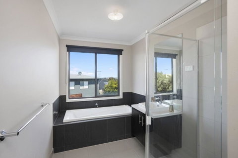 Alyxia Escape 15 - Tweed Heads Accommodation 2