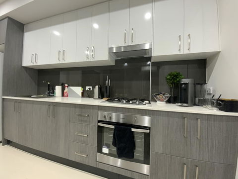 Amazing New Apartment Penrith, Prime Location - Tweed Heads Accommodation 3