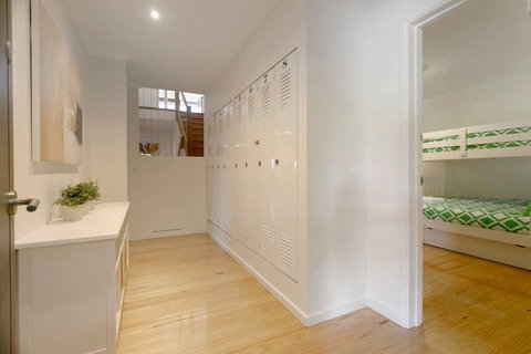 Anchor Beachfront Retreat - Tweed Heads Accommodation 1