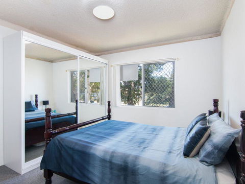 Anchorage 2, With Water Views - Tweed Heads Accommodation 1
