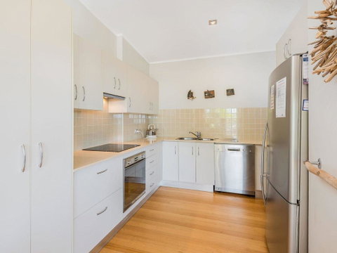 Angourie Blue 7- Stroll To Surfing Beaches. - Tweed Heads Accommodation 3