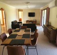 Annies Holiday Units - Tweed Heads Accommodation