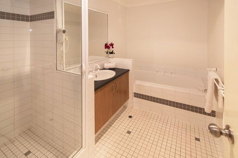 Apartment 115 - Located On The Main Street - Tweed Heads Accommodation 3