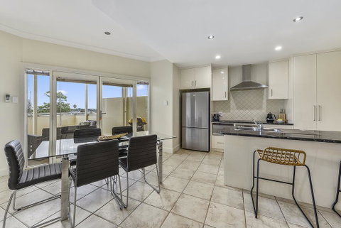 Apartment On Lake Terrace - Tweed Heads Accommodation 1