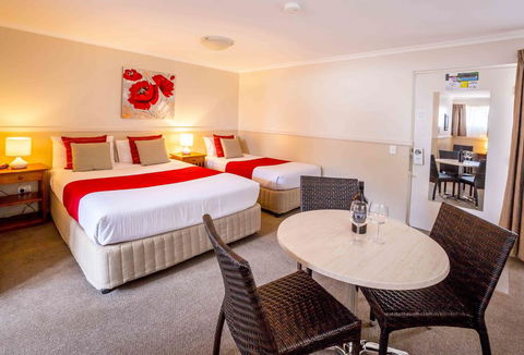 Apple & Grape Motel - Tweed Heads Accommodation 0