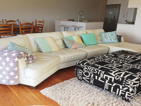 Aqua - Views Over Jones Beach - Tweed Heads Accommodation 3