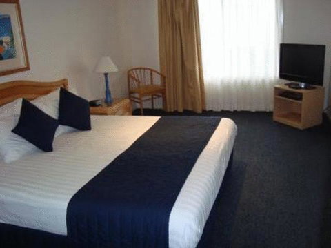 Aqualuna Beach Resort - Tweed Heads Accommodation 1