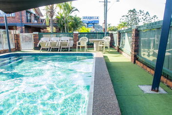 Arabella Motor Inn (formerly South Tweed Motor Inn) with Tweed Heads Accommodation