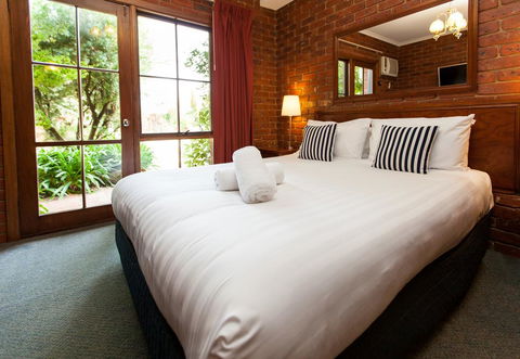 Armour Motor Inn - Tweed Heads Accommodation 1