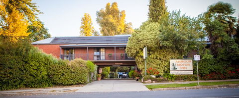 Armour Motor Inn - Tweed Heads Accommodation 0
