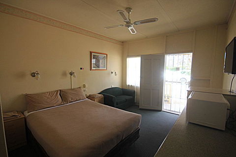 Aromet Motor Inn - Tweed Heads Accommodation 2