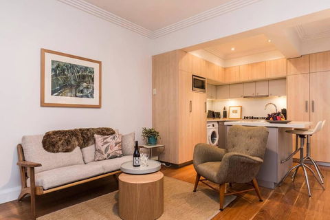 Art Deco 2 Bed Sydney/Darlinghurst Gem - Tweed Heads Accommodation 2