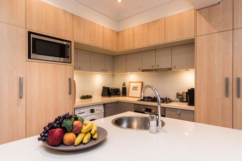 Art Deco 2 Bed Sydney/Darlinghurst Gem - Tweed Heads Accommodation 3