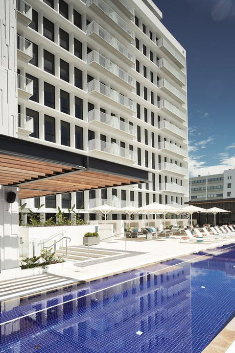 Art Series - The Johnson - Tweed Heads Accommodation 3