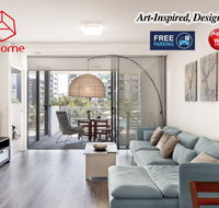 Art-Inspired Designer APT in the vibrant area - Tweed Heads Accommodation