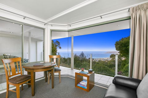 Arthurs Views - Tweed Heads Accommodation 2