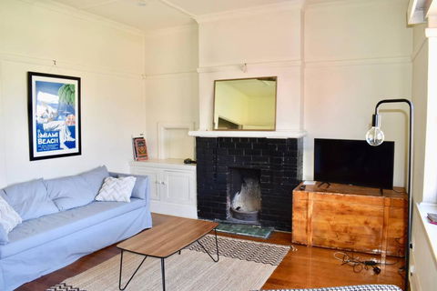 Artistic Apartment In Sunny Elwood Near St Kilda - Tweed Heads Accommodation 0