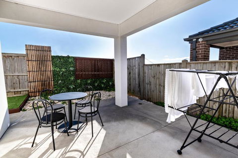 Luxury Home Away From Home - Tweed Heads Accommodation 1