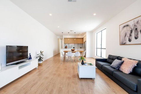 Luxury Private Ensuite Room Close To Airport,City, Genelg Beach - Tweed Heads Accommodation 3