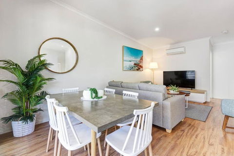 MARJ12- Stylish And Spacious - Tweed Heads Accommodation 3