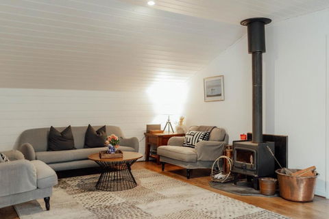 MARYBANK ESTATE - BARN LOFT - Tweed Heads Accommodation 0