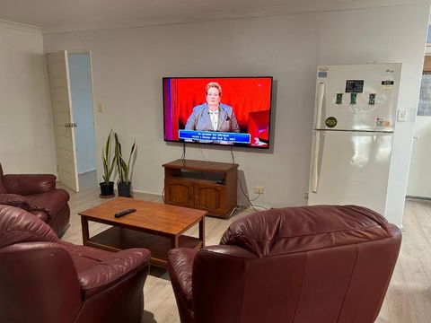 Master Room With Ensuite In A Lovely House - Tweed Heads Accommodation 1