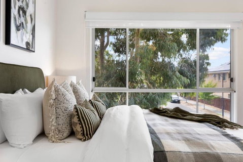 Mawson Lakes Retreat - 3BR, Wifi, Parking - Tweed Heads Accommodation 2