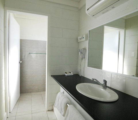 Mayfair Motel - Tweed Heads Accommodation 3