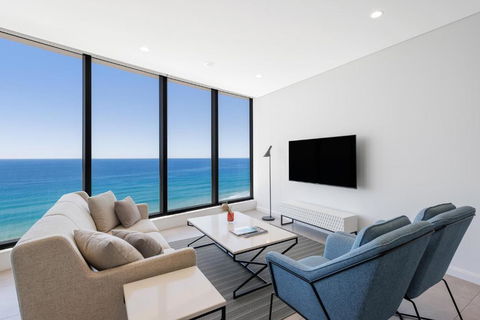 Meriton Suites Surfers Paradise - Tweed Heads Accommodation 2