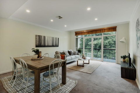 Modern Apartment In The Heart Of Canberra - Tweed Heads Accommodation 0