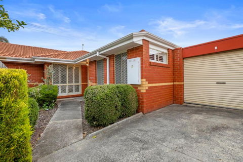 Modern Comfort In Preston - Tweed Heads Accommodation 2