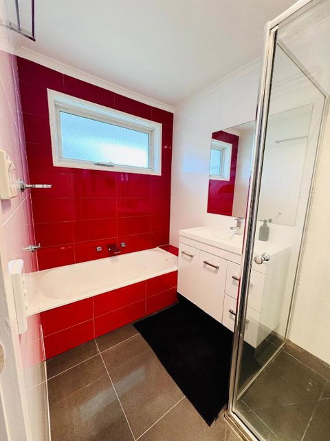 Modern Escape With Open Yard - Tweed Heads Accommodation 2