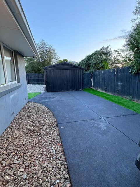 Modern Escape With Open Yard - Tweed Heads Accommodation 3