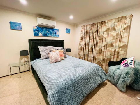 Modern Green House - Tweed Heads Accommodation 0