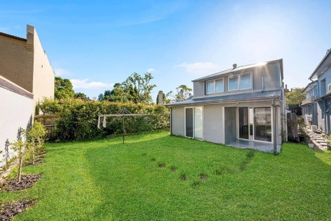 Modern Self-contained Studio At Crows Nest - Tweed Heads Accommodation 0