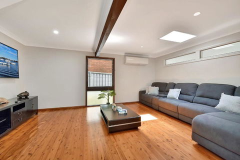 NEW PropertyBreezy Bayside Haven At Brightwaters - Tweed Heads Accommodation 2