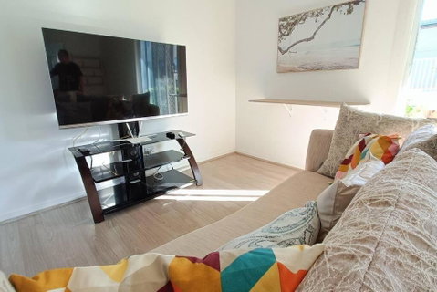 New And Cozy 2 Bedrooms Granny Flat With Aircon & Pool - Tweed Heads Accommodation 1