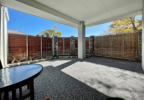 Nice And Neat House For Your Journey - Renovated - Tweed Heads Accommodation 1