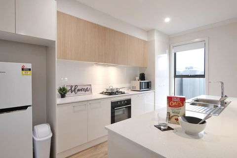 No Stairs Dbl Garage Aircon Woodville North - Tweed Heads Accommodation 2