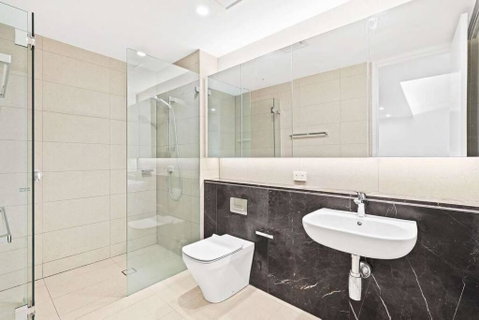 One Bedroom With Roof Top Pool - Tweed Heads Accommodation 3