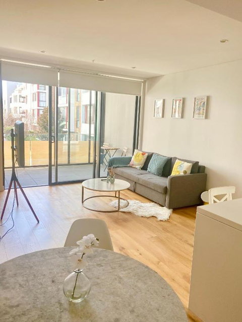 One Bedroom With Roof Top Pool - Tweed Heads Accommodation 1