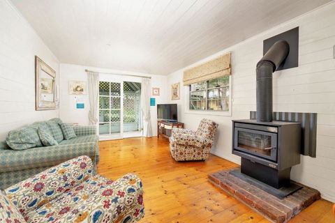 Orchard Cottage Alpine Southern Highlands - Tweed Heads Accommodation 1