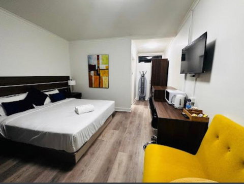OUYEN MOTEL - Tweed Heads Accommodation 2