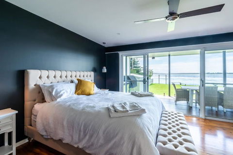 On The Corso - Sun-soaked Serenity With Lake Access - Tweed Heads Accommodation 1