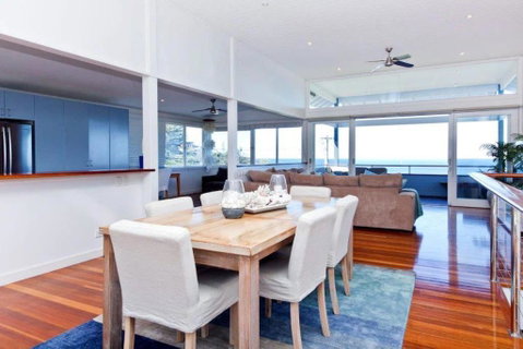 Pacific Sunrise - Beach Views - Tweed Heads Accommodation 3
