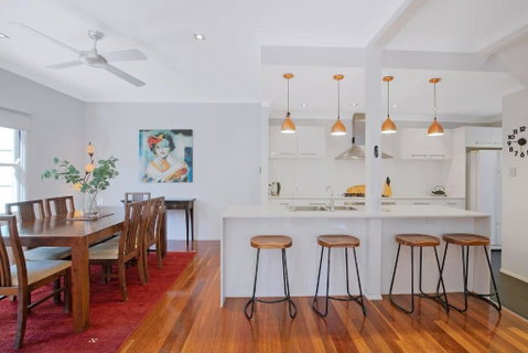 Paddington Cottage - A Classic Queenslander Stay - Tweed Heads Accommodation 3