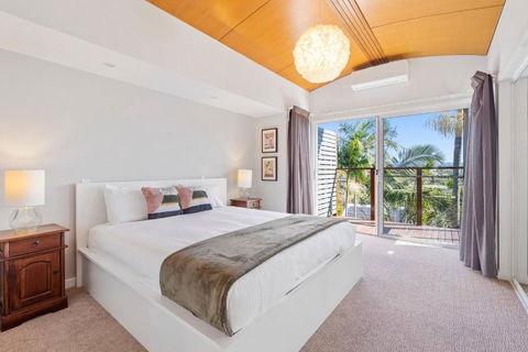 Paradise Palms - Resort Retreat With Panoramic Views - Tweed Heads Accommodation 1